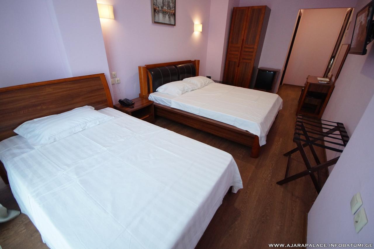 Ajara Palace Batoemi Buitenkant foto