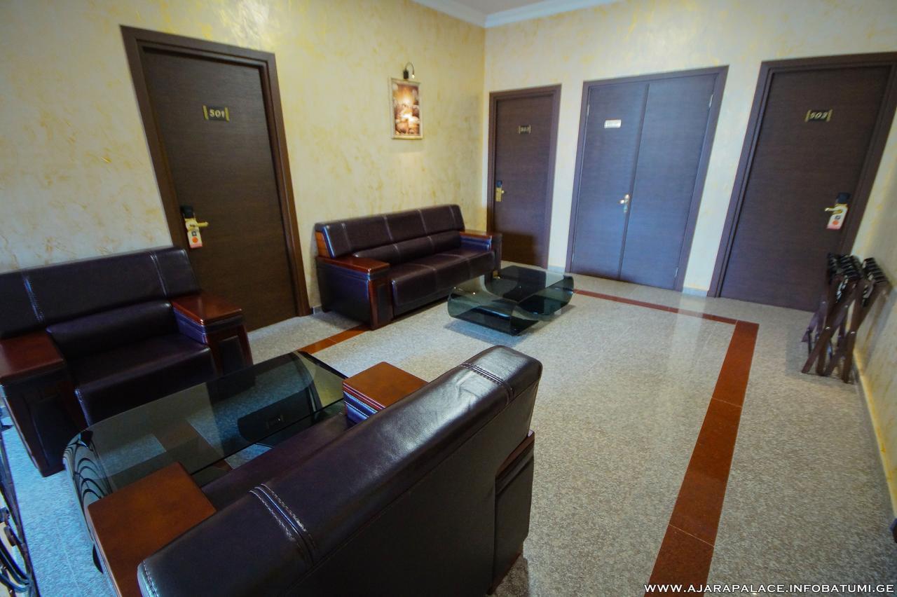 Ajara Palace Batoemi Buitenkant foto